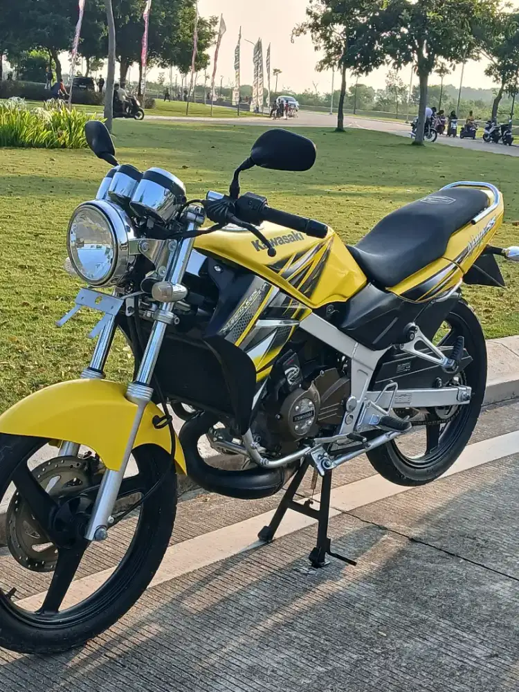 Ninnja SS kuning