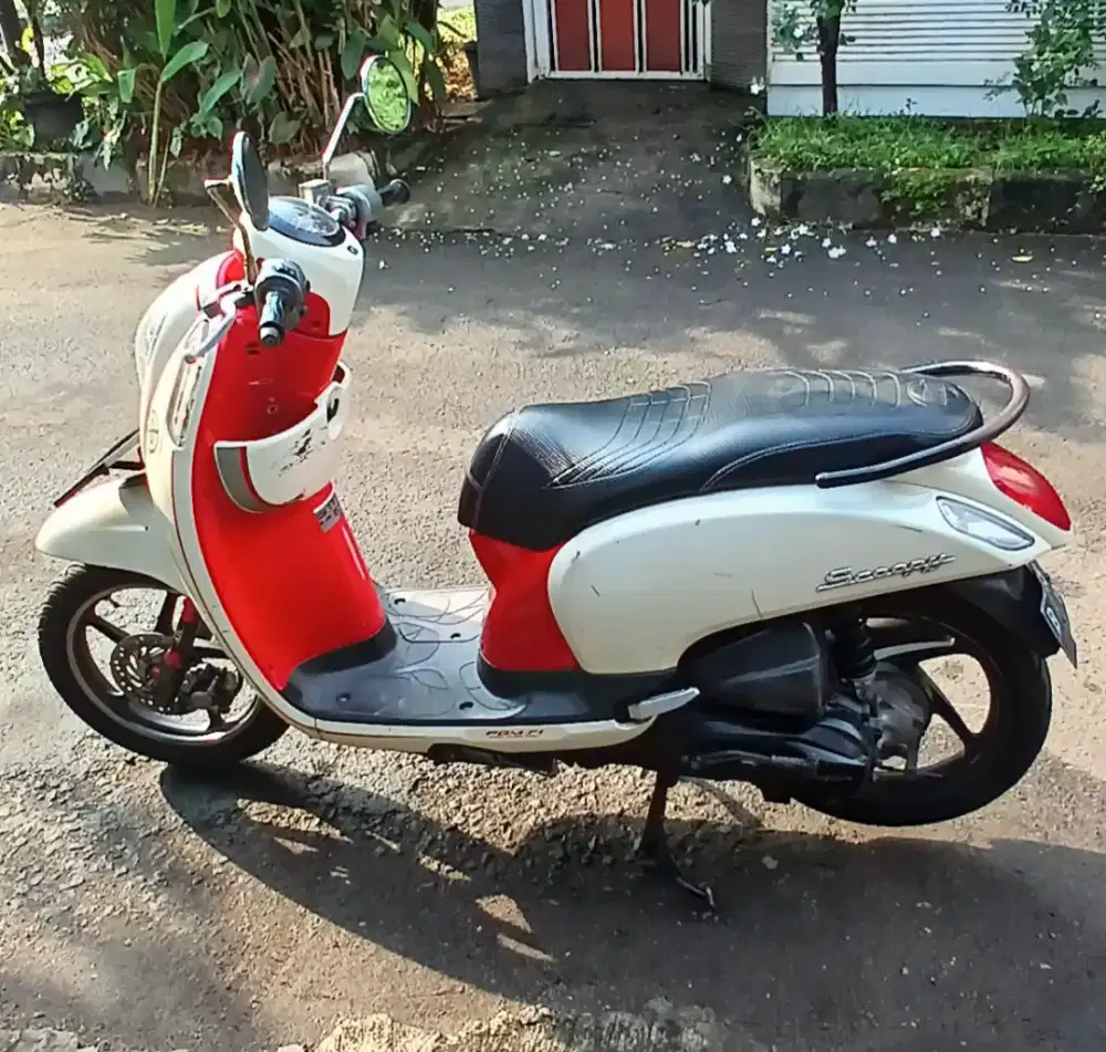 Honda Scoopy 2014