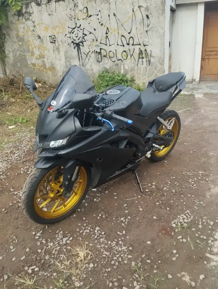 R15 V3 2017 Kumplit taat pajak, modifikasi banyak