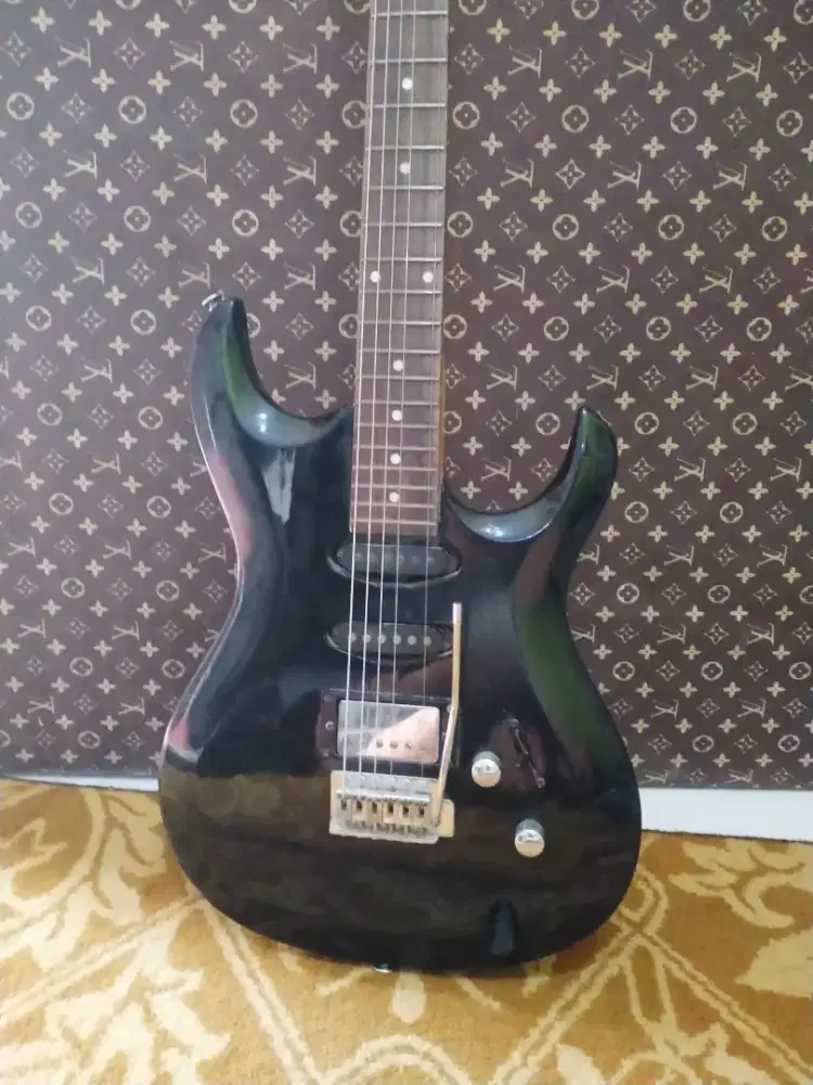 Jual gitar listrik