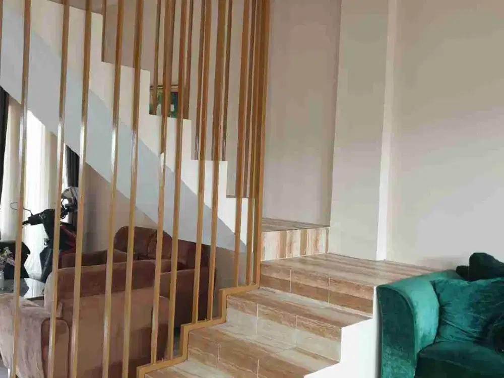 dijual rumah 2,5 lantai akses stasiun bogor