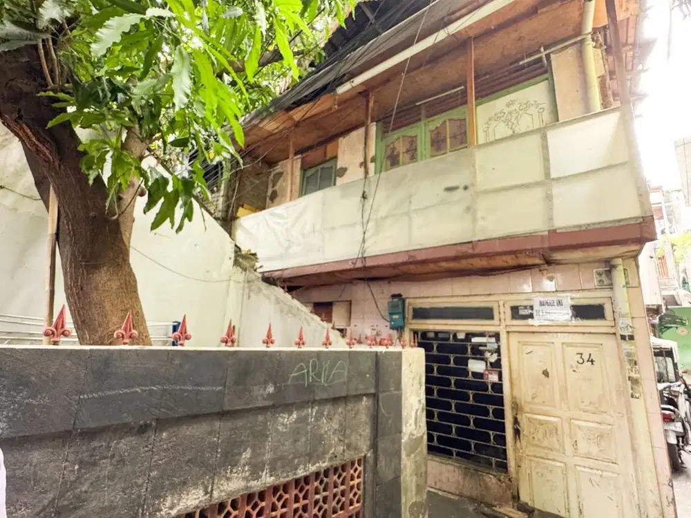 Dijual rumah di Galur, Jakpus, 300 meter dari Halte busway