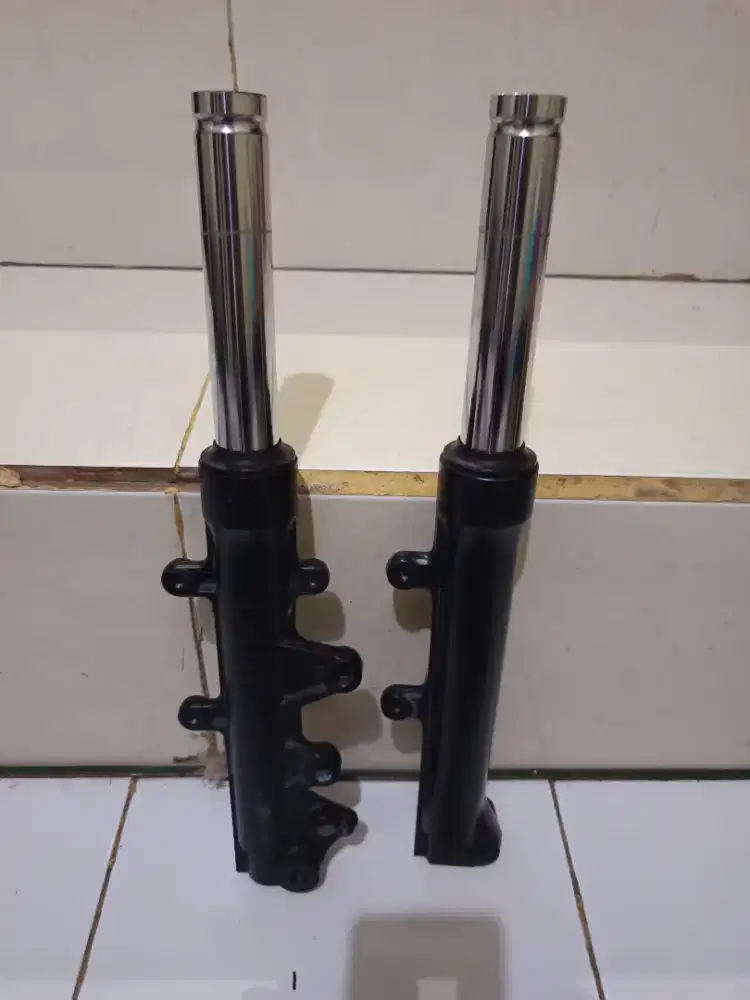 SHOCKBREAKER DEPAN NEW NMAX