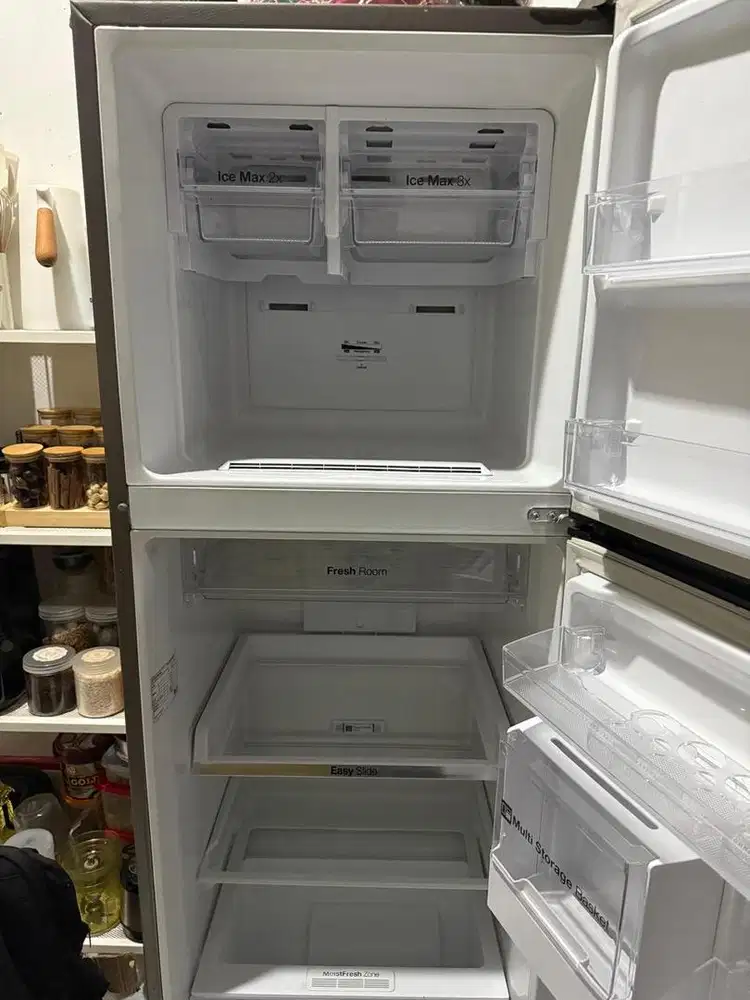 Kulkas 2 pintu samsung RT32FARCDSA