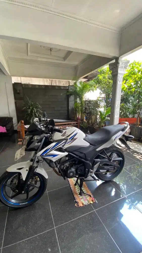 CB 150R Old 2013