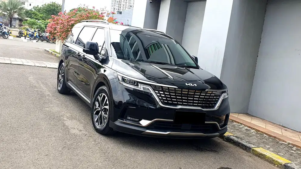 [ GARANSI 5TH ] Kia Grand Carnival Premiere 2.2 11 Seater 2022/2023