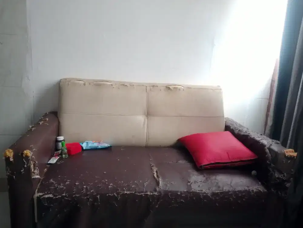 Sofa double seat bekas tinggal angkut.