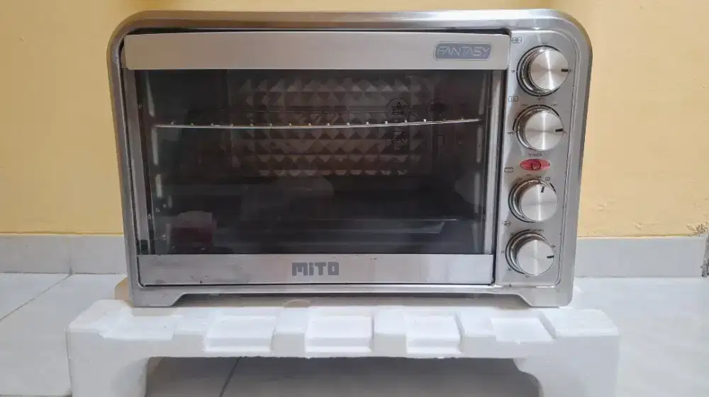 Mito Oven Listrik Fantasy MO-888 33 Liter Bonus berbagai macam loyang