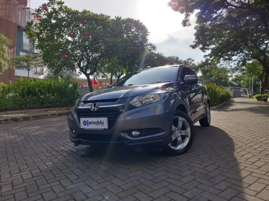 LOW DP Honda HR-V 1.5 S Bensin-MT 2017 SZQ