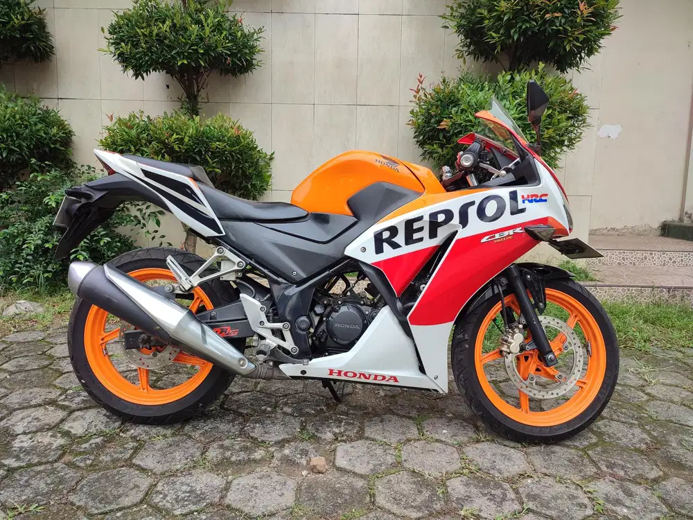 HONDA CBR K45 TAHUN 2015