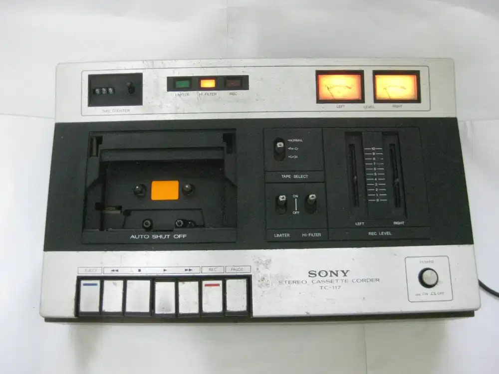 tape deck sony jadul nyala