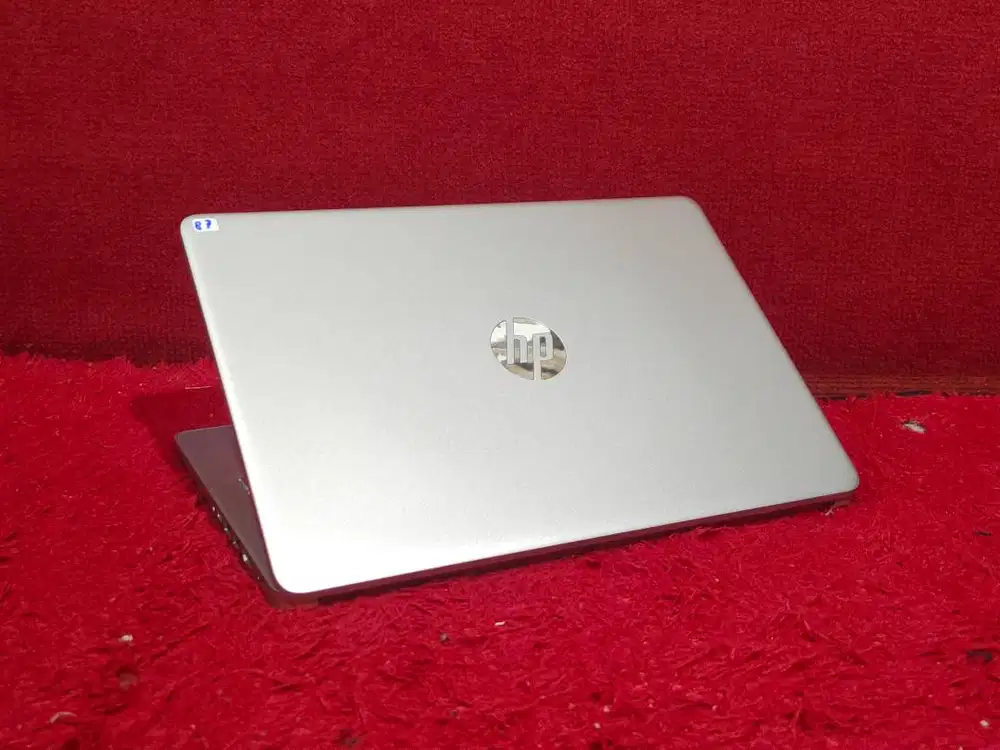 Laptop HP 14-DQ5115TU Core i3-1215U RAM 8GB SSD 512GB