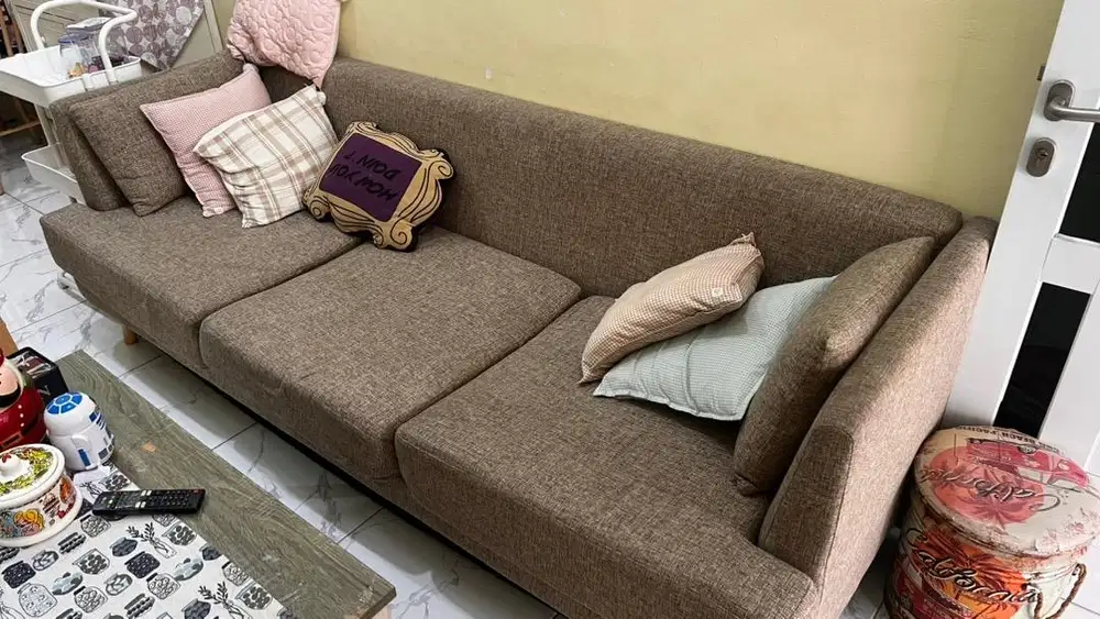 Jual Sofa 3 saft mulus