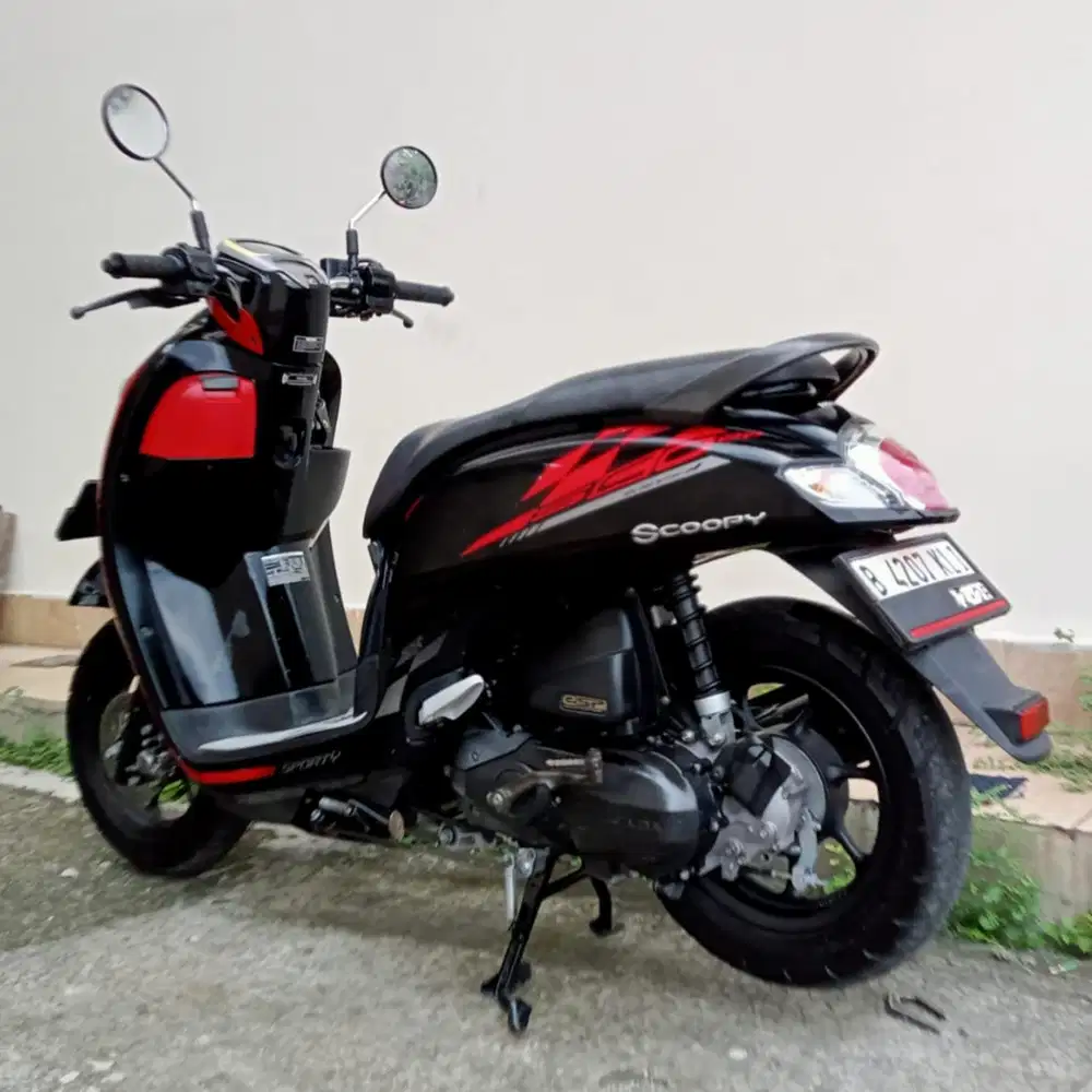 HONDA SCOOPY SPORTY TAHUN 2018 CASH / KREDIT MURAH DP MULAI 500 RB