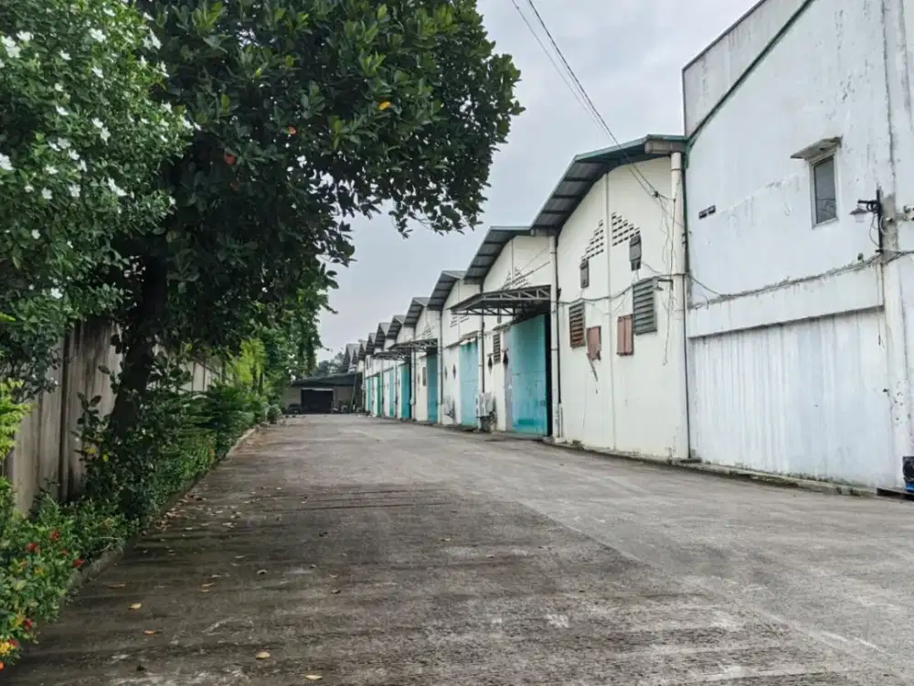 Bangunan Komersil Gudang Siap Pakai Area Periuk Tangerang Akses Dekat Bandara