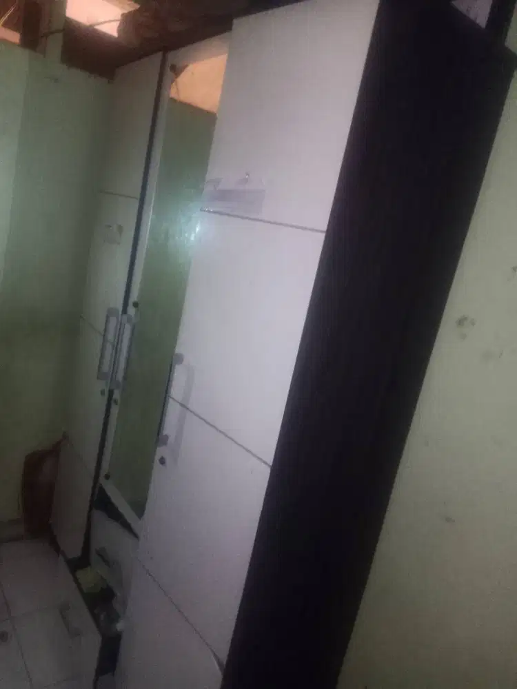 Lemari Baju + Meja Rias