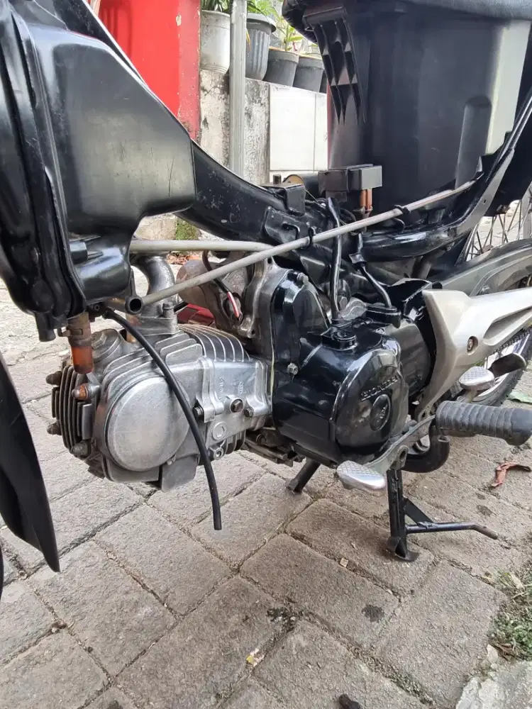 Jual motor supra fit new pajak mati