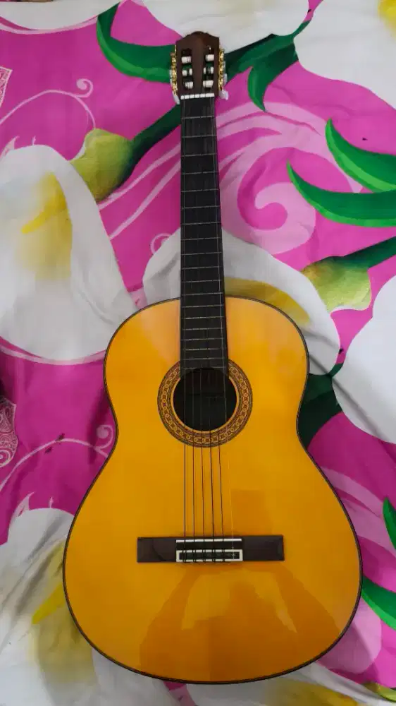 Gitar yamaha classic C80