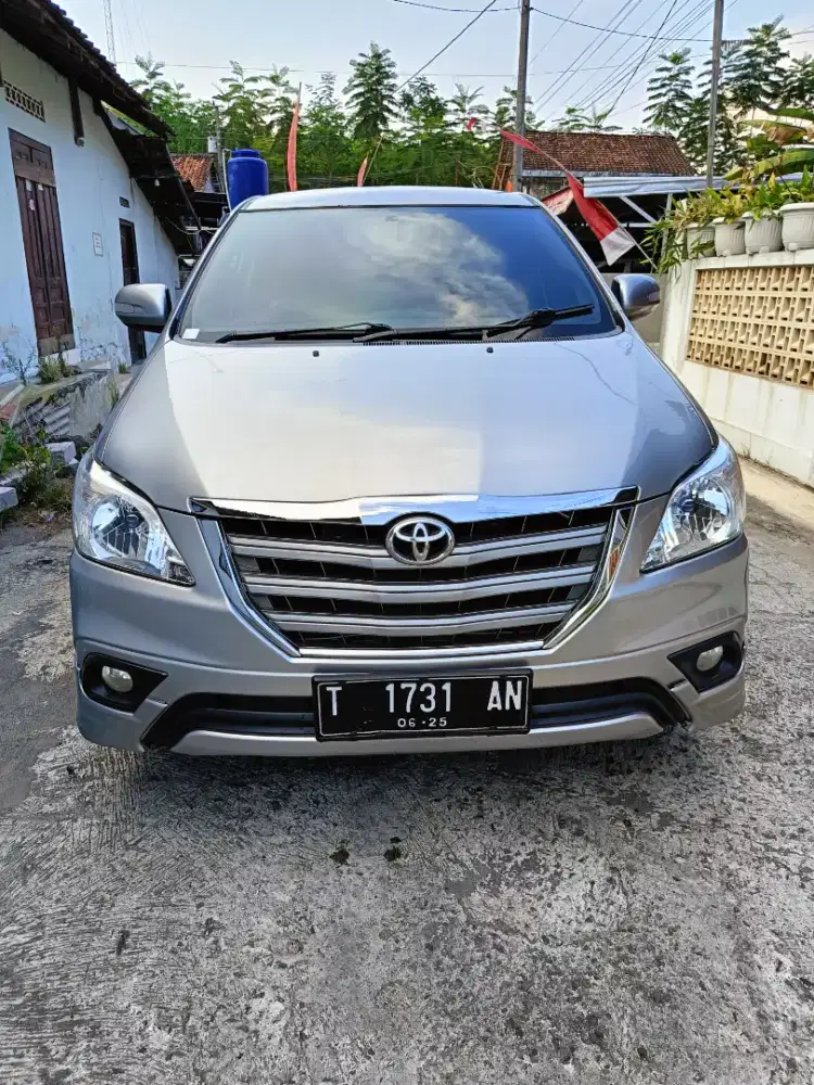 Innova G luxury MT Istimewa Murah Meriah Kaki2 ok
