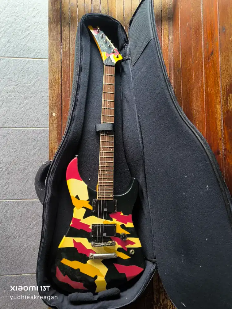 Gitar Radix The Saint original