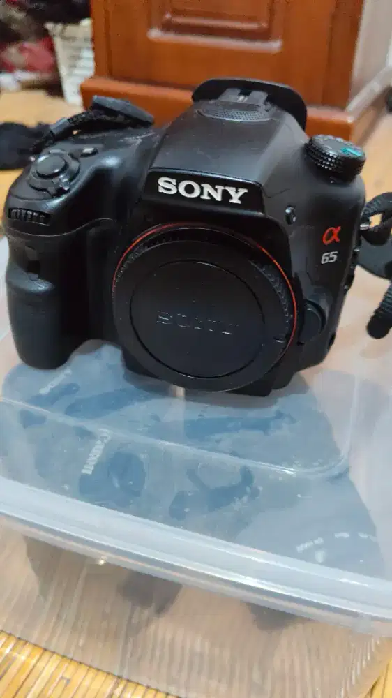 Sony DSLR A65 + Lens Kit (Siap Pakai / Mulus)