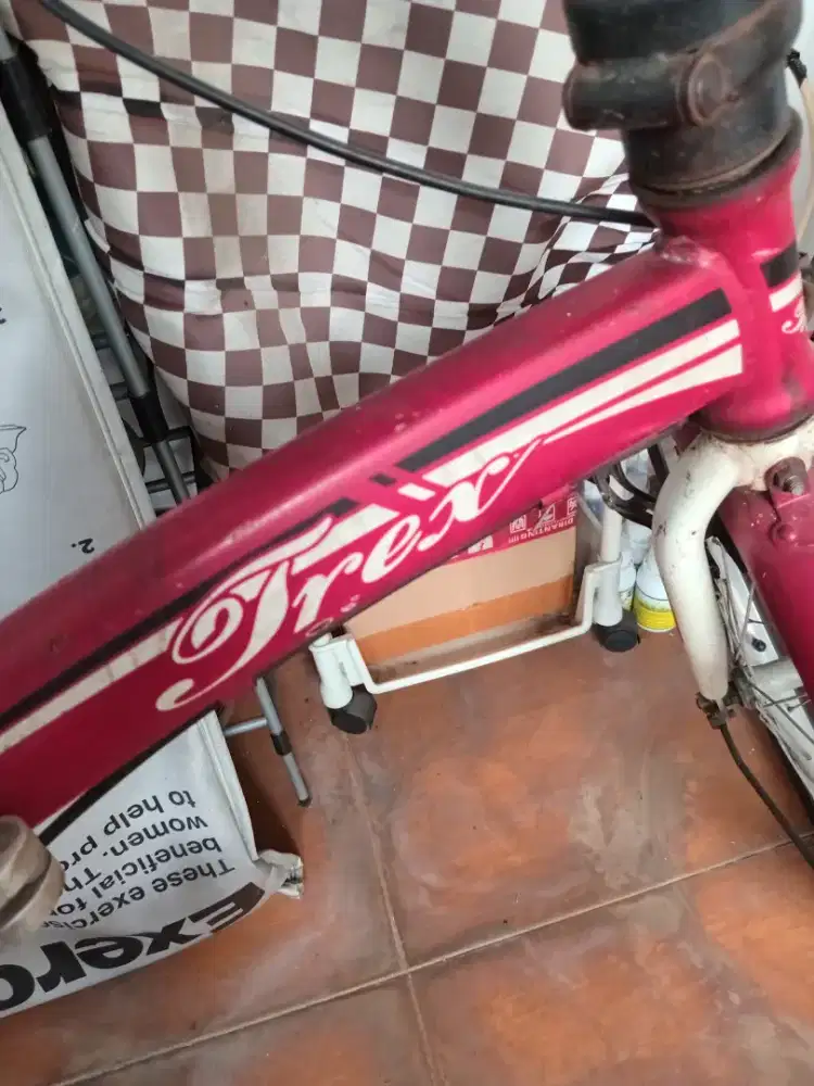 Jual sepeda lipat TREX warna merah putih