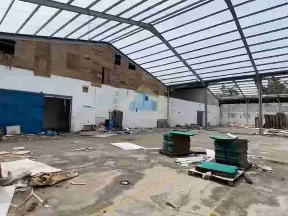 pabrik di jl raya Serang Jakarta Kragilan dekat pintu tol