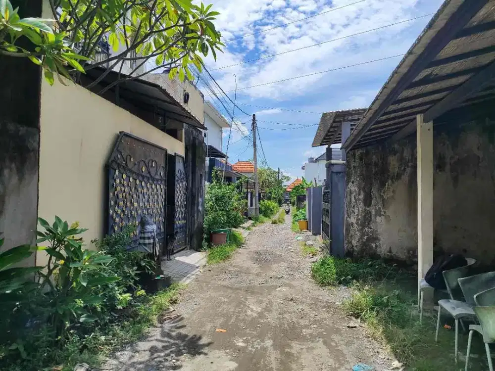 Di jual tnh isi  rmh semi lantai 2 Sanur

Berlokasi jln ngayasan Sanur kauh