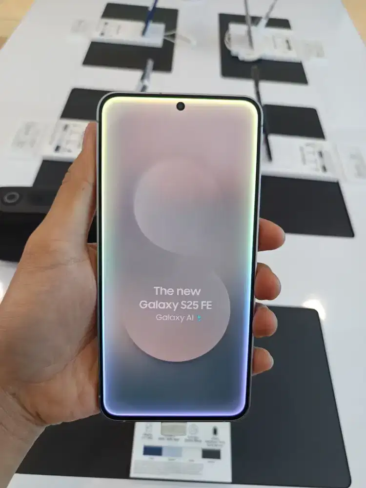 SAMSUNG S25 FE 256