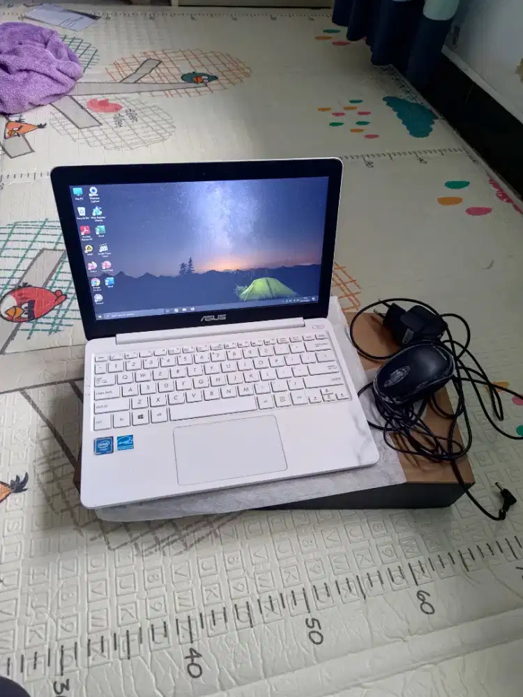 Notebook Asus 12 inch ram 4gb