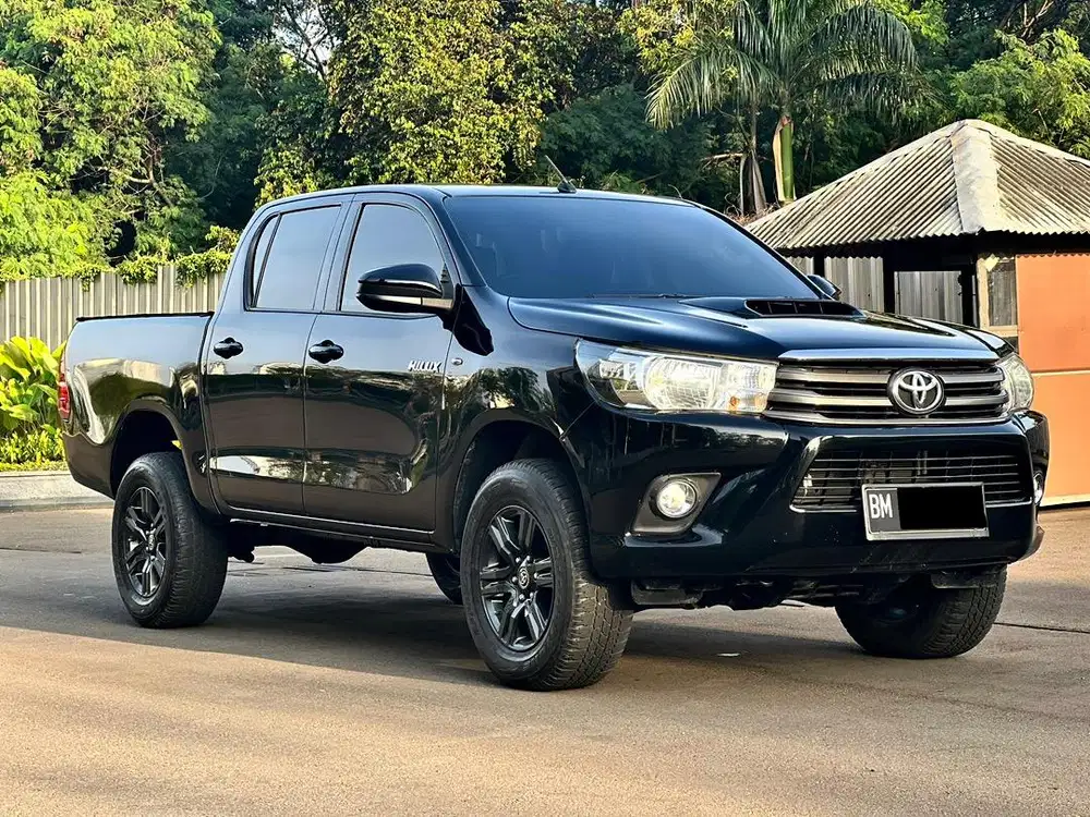 TOYOTA HILUX 2.5 E VNT M/T DOUBLE CABIN 4x4 2015/2016 G