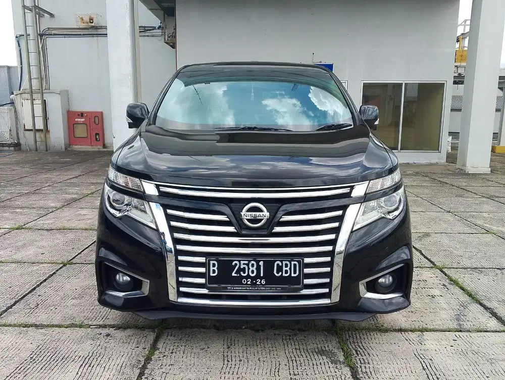 NISSAN ELGRAND 2.5 HWS 2014