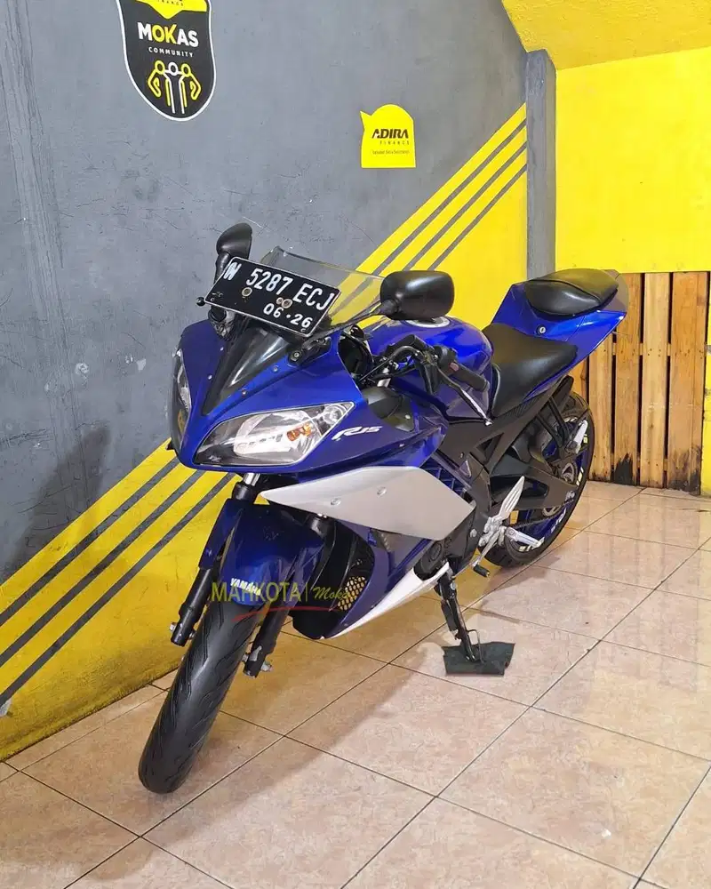 R15 V2 2016 surat lengkap hidup unit siap kirim asli tangan pertama