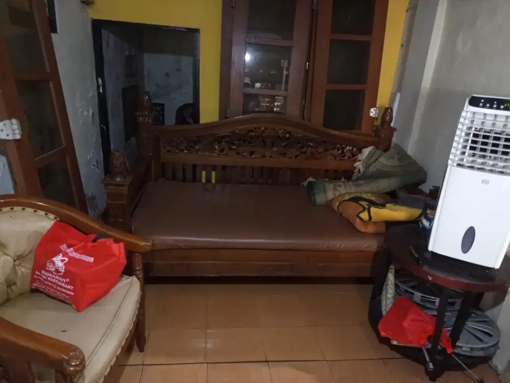 Bale kayu jati bekas