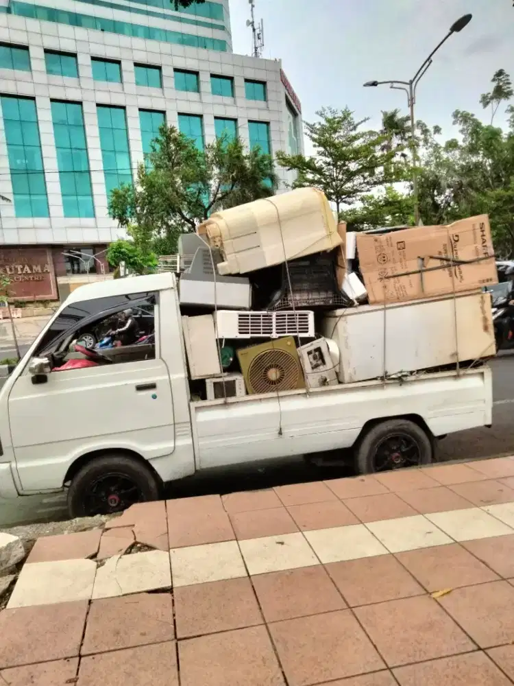 MENERIMA BARANG BEKAS