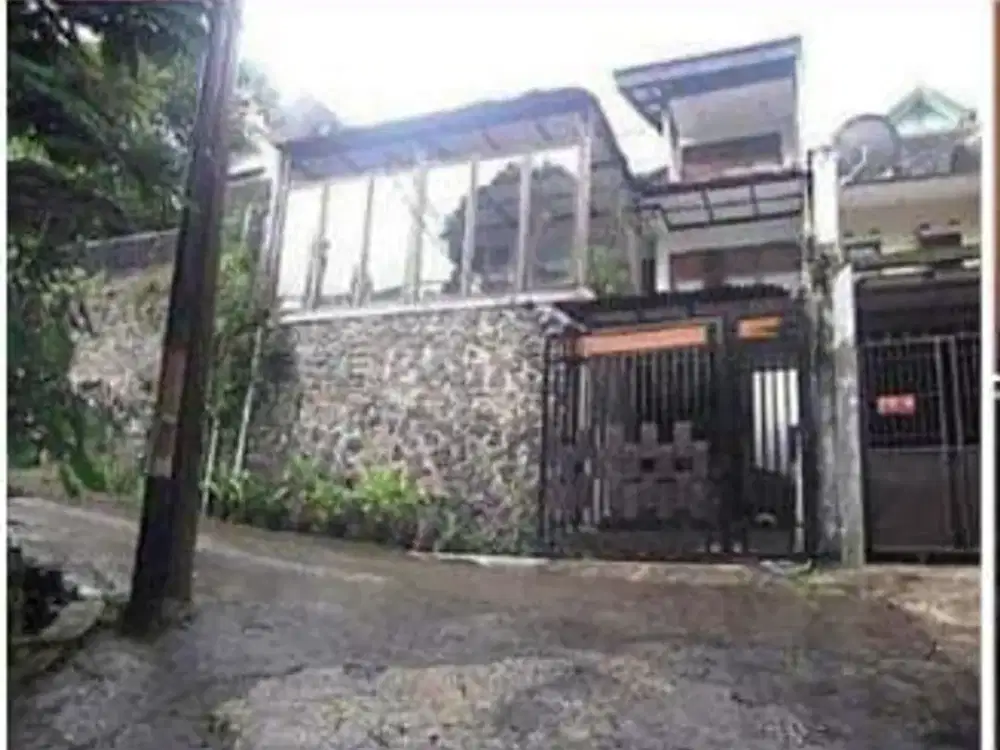 DIJUAL LELANG Rumah Murah nyaman SHM di Komplek Griya Bukit Mas
