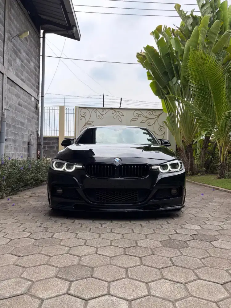 BMW 320i F30 LCI Facelift B48 Engine 2016 ALCANTARA EDITION