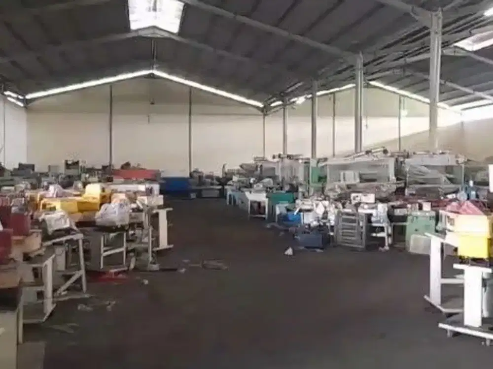 Gudang Cikupa dekat tol Bitung luas 6000 m , akses kontainer