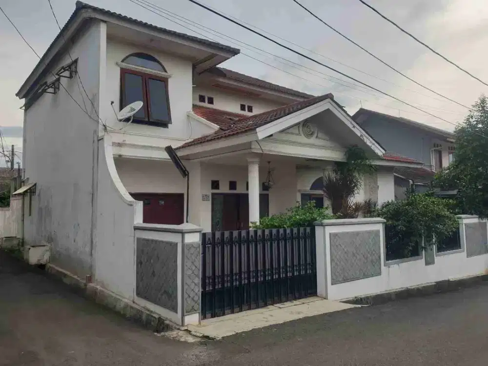 Rumah Lama di Jl Liberika Pondok Kopi Jakarta Timur