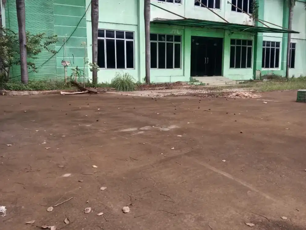 Gudang pabrik Akong Sepatan luas 7888m, revov rapi