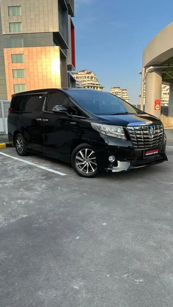 Toyota Alphard G Hybrid 2016
