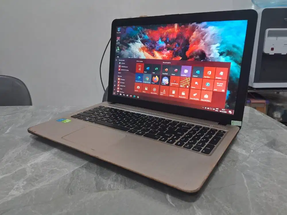 ASUS 8GB Nvidia Render SSD ReadUp Batre BARU USB Type C 15.6in Grsi