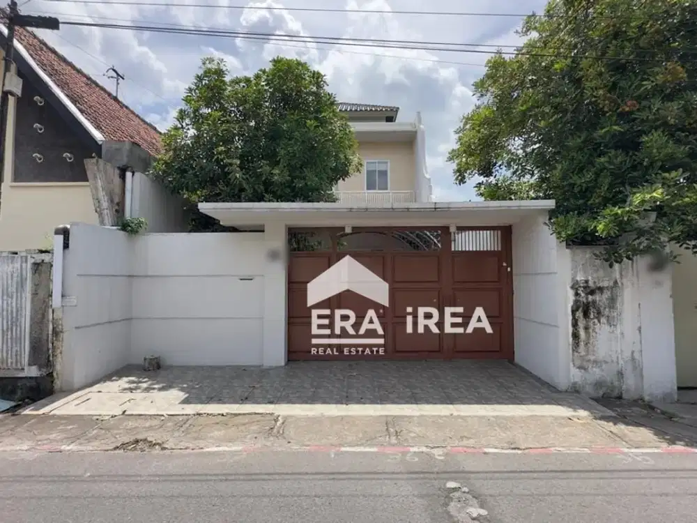 RUMAH FULL FURNISHED DIJUAL DI SOLO DEKAT SINGOSAREN PLAZA, PASAR KLEWER