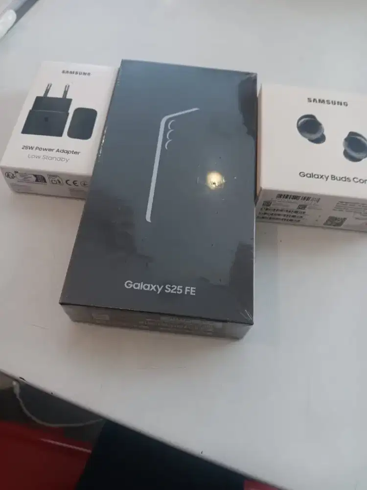 Samsung S25 fe + TA25 watt+ BudsCore