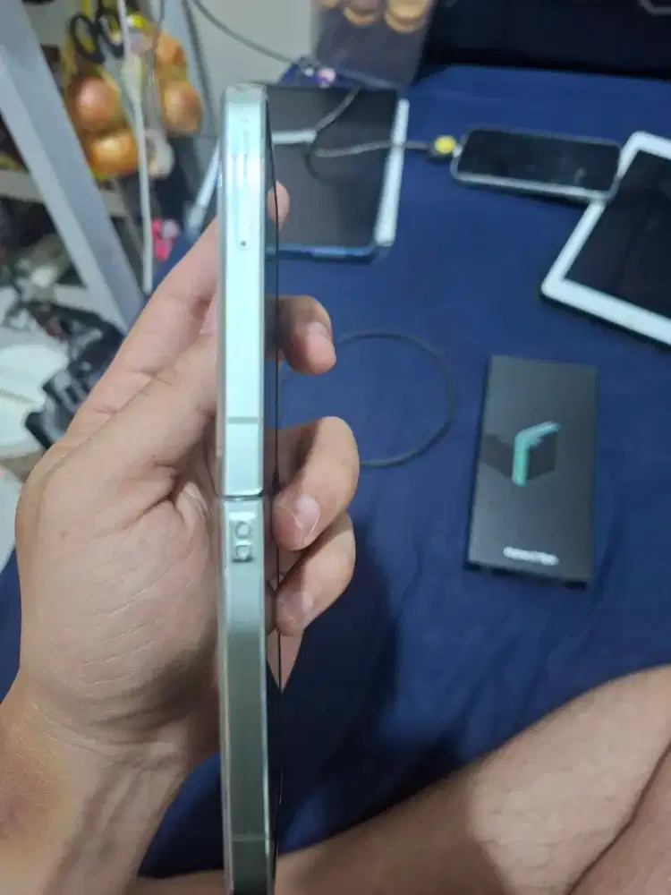 Samsung Galaxy Z Flip 6 - Mint