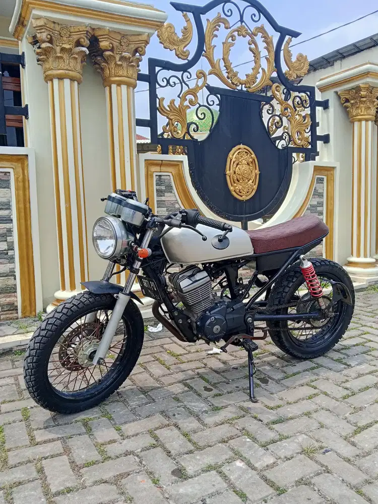 Honda CB150 2014 full custom