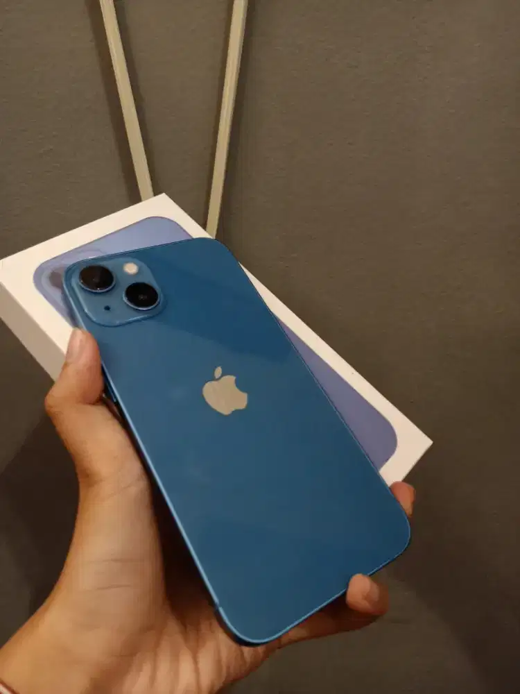 Iphone 13 blue wifi only