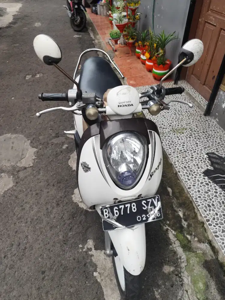 Honda Scoopy Tahun 2011