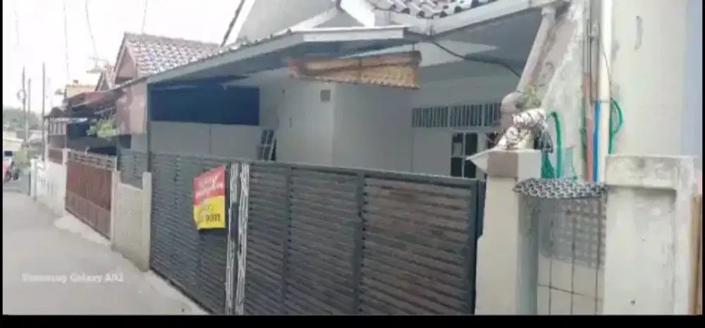 Di sewakan rumah strategis di pondok gede