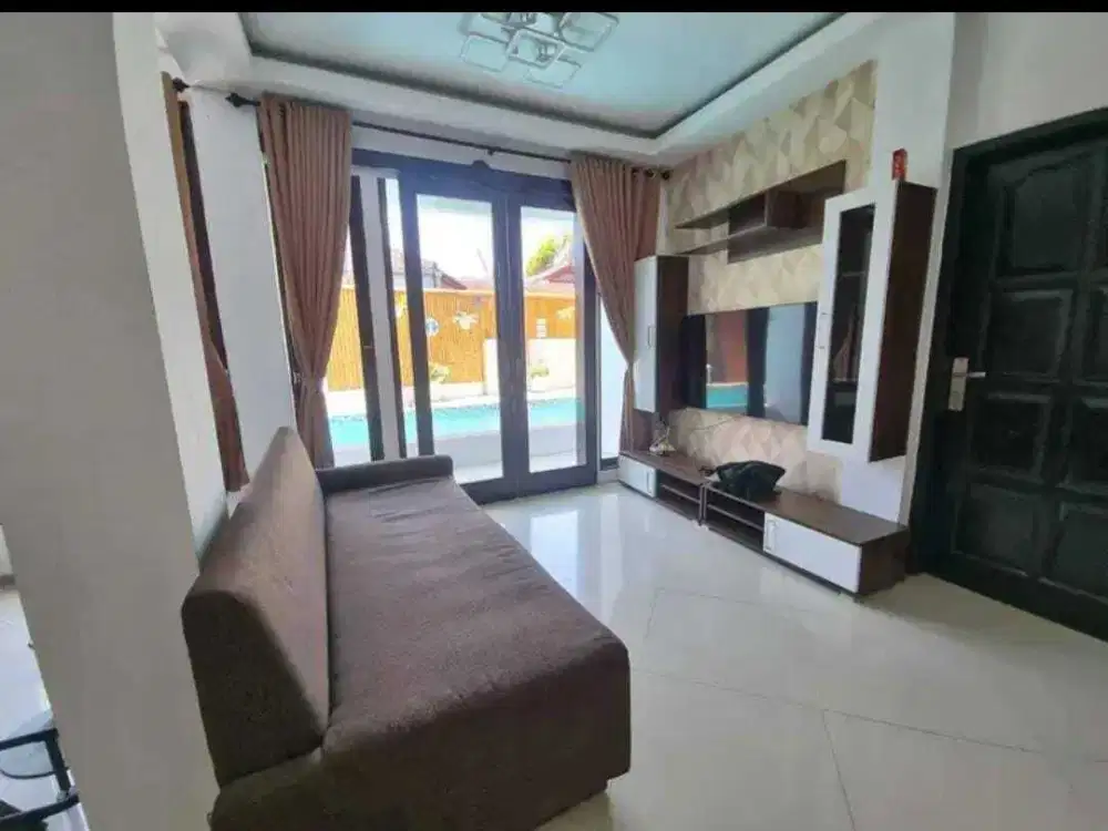 dijual rumah atau disewakan rumah lokasi Seminyak